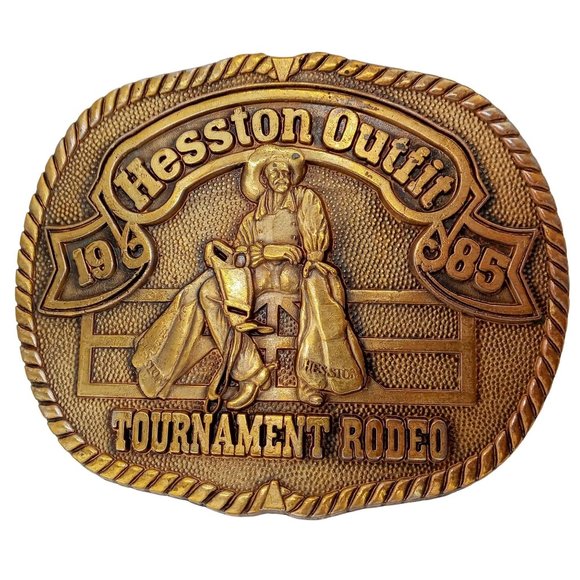 PRCA Rodeo Belt Buckle Hesston Outfit Tournament 1985 Cowboy Western Wear - Picture 1 of 9